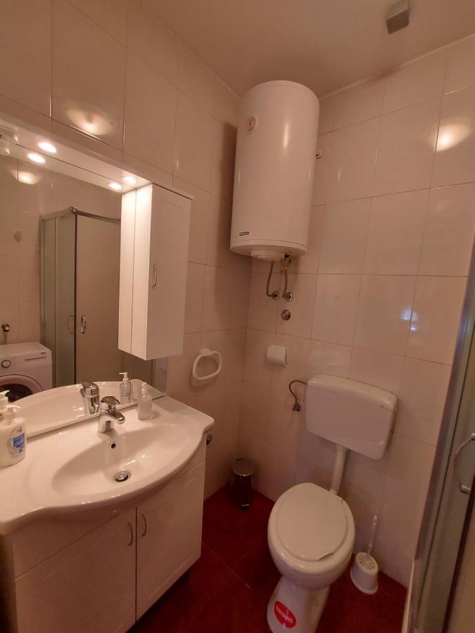 Ferienwohnung Apartman Porat Pula Exterior foto