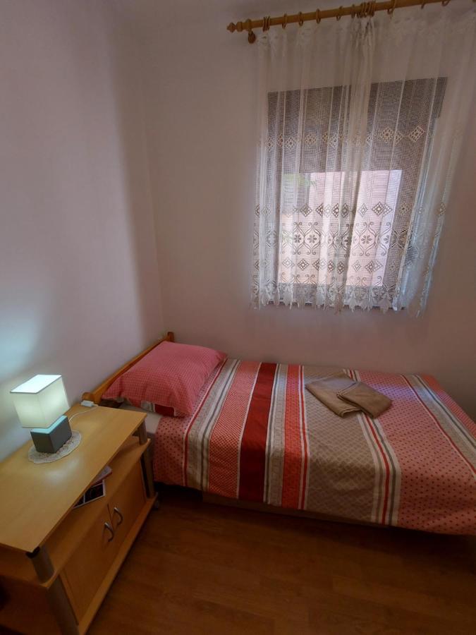 Ferienwohnung Apartman Porat Pula Exterior foto