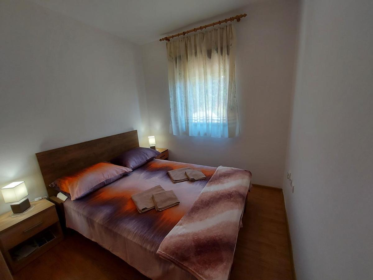 Ferienwohnung Apartman Porat Pula Exterior foto