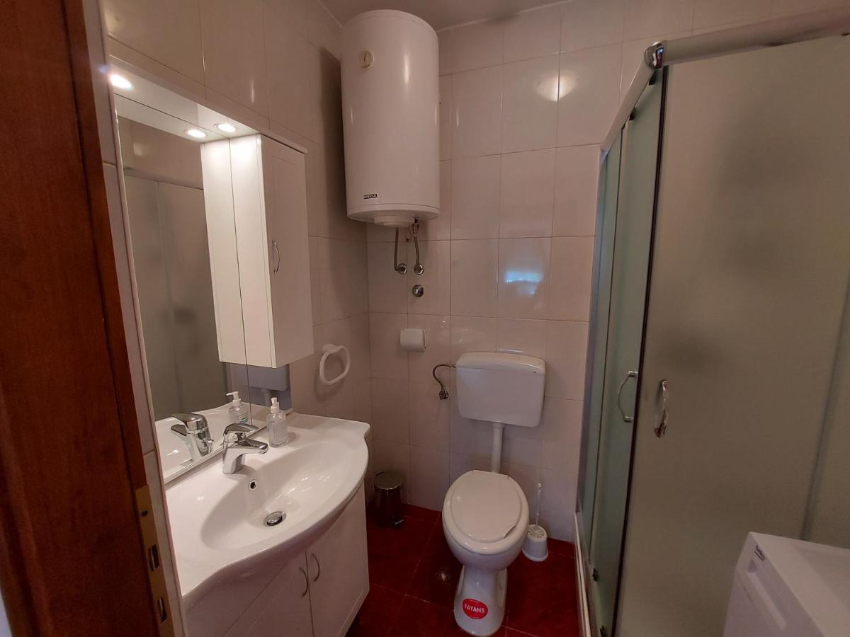 Ferienwohnung Apartman Porat Pula Exterior foto